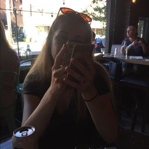 Meet your Posher, Kaitlin